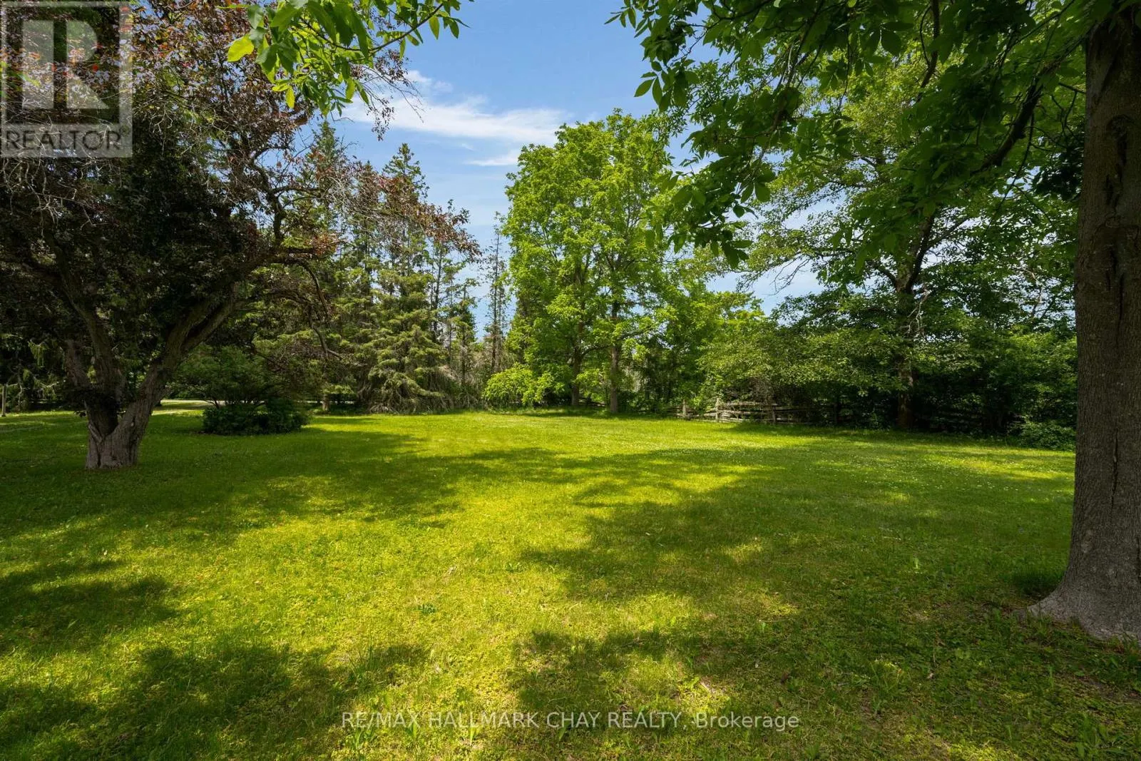 1407 FLOS 8 ROAD W