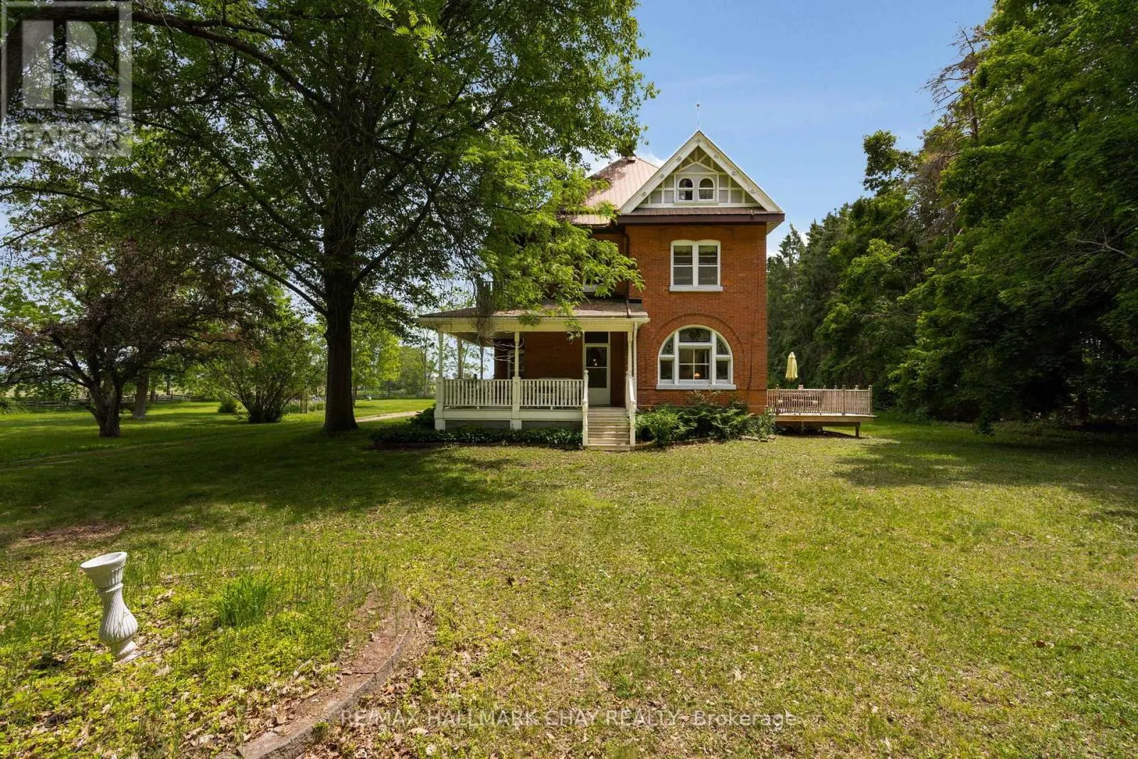 1407 FLOS 8 ROAD W