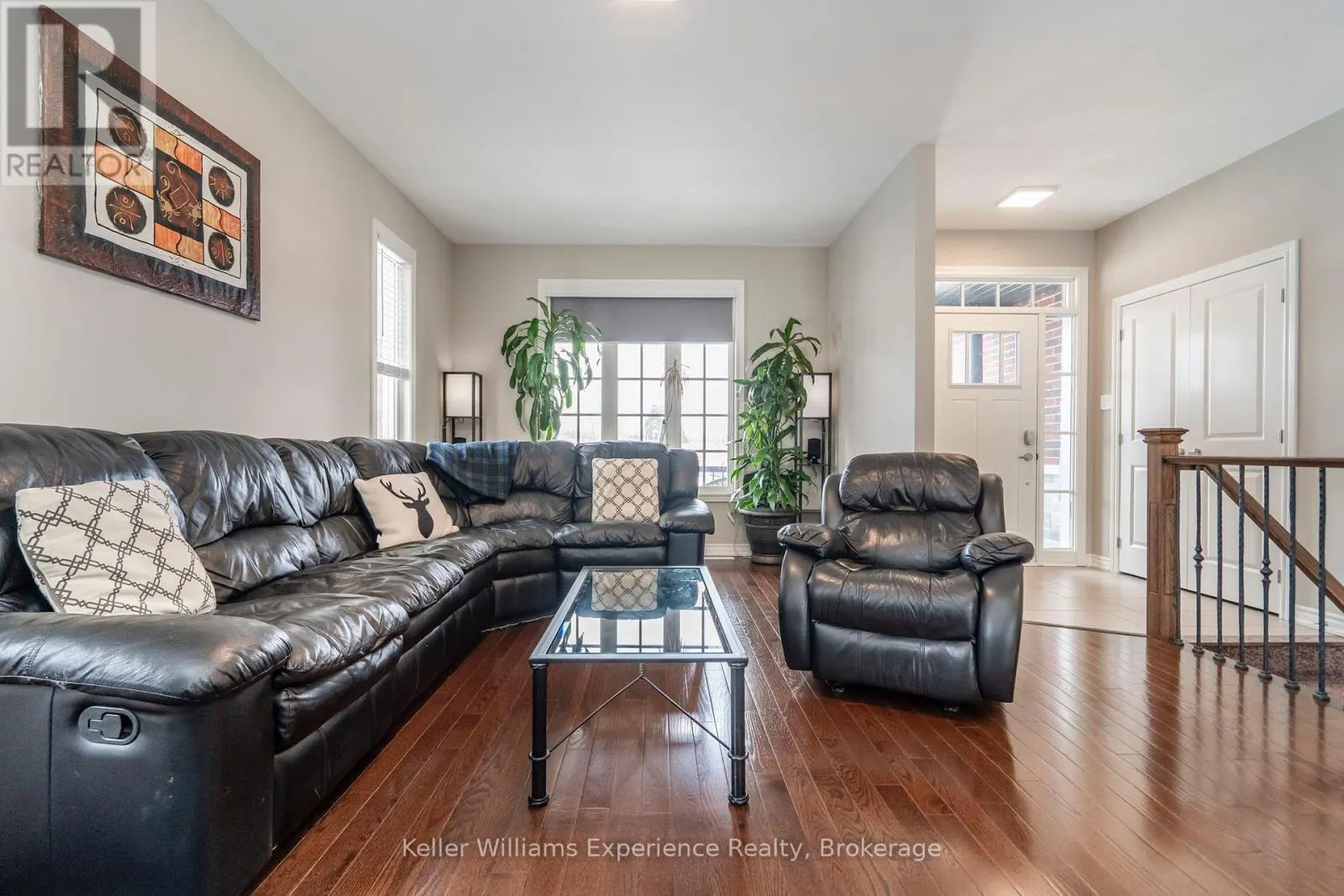 939 STOLLAR PLACE