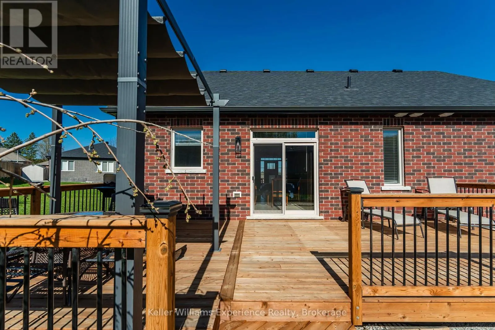 939 STOLLAR PLACE