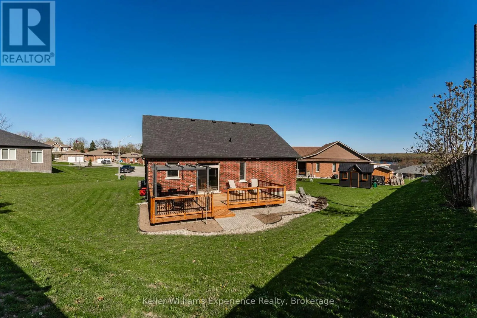 939 STOLLAR PLACE