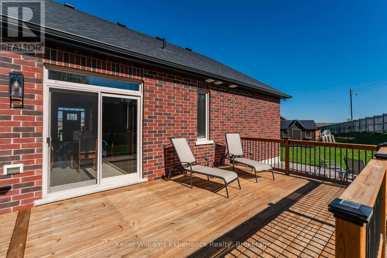 939 STOLLAR PLACE