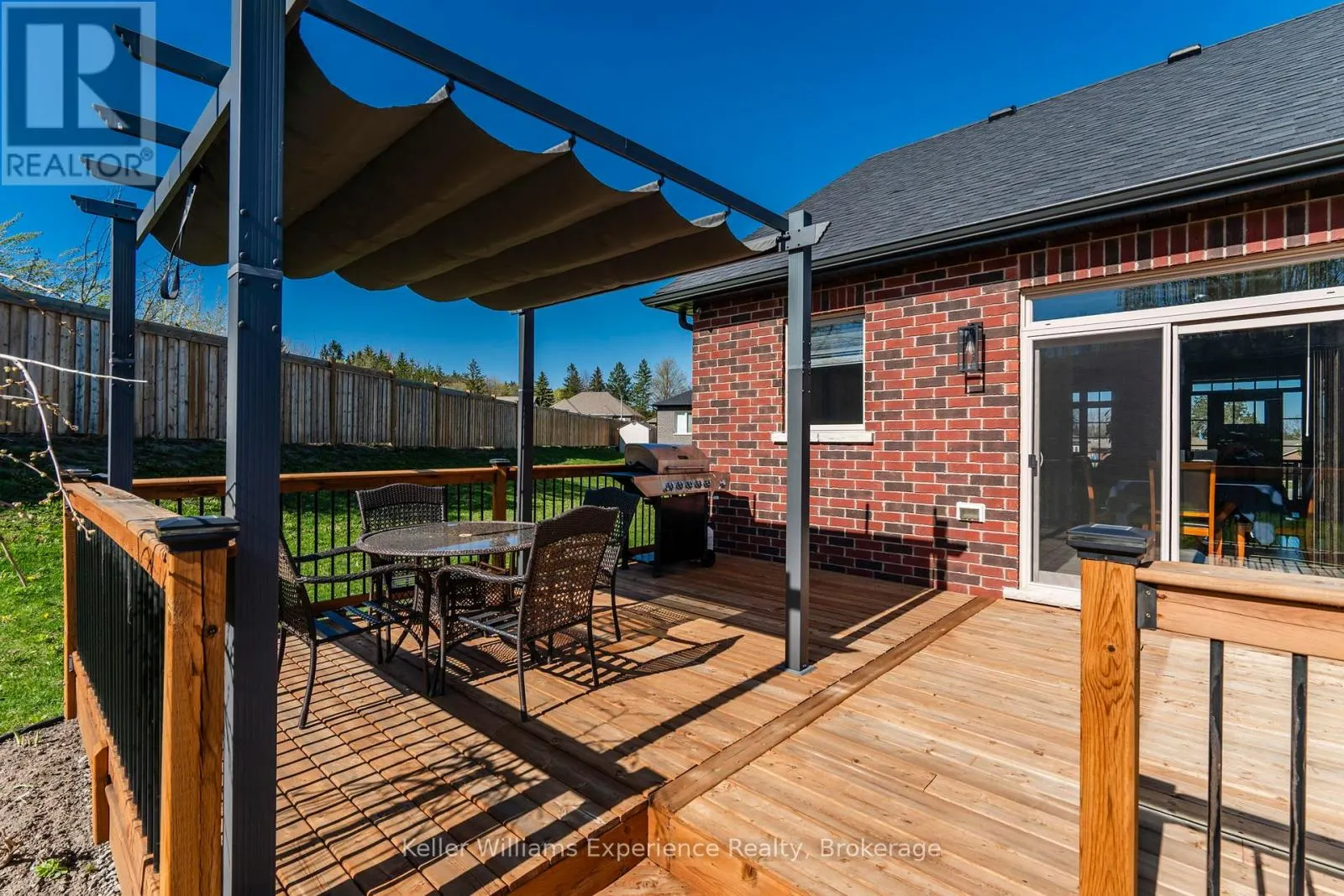 939 STOLLAR PLACE