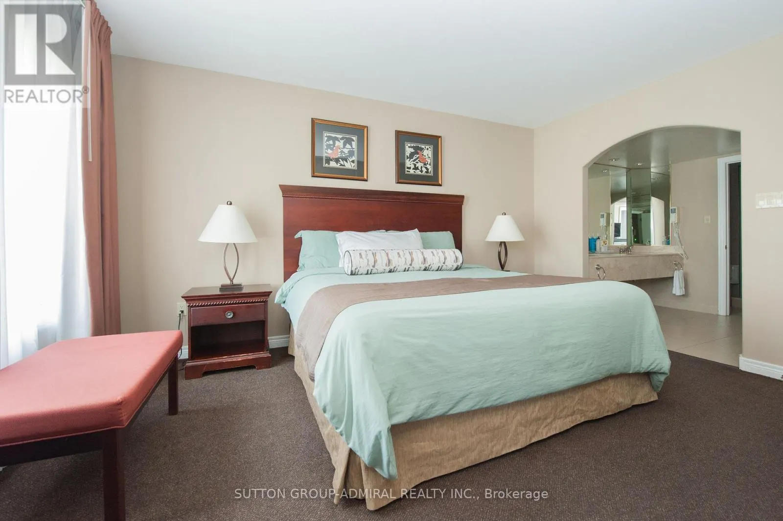 2010 - 90 HIGHLAND DRIVE S