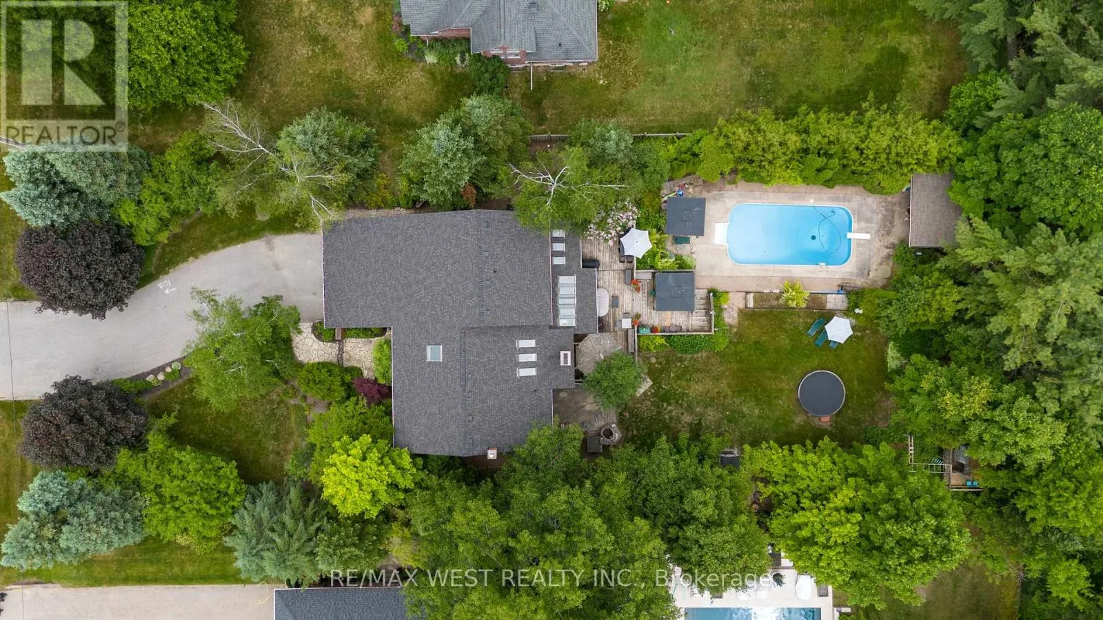 35 JODIES LANE