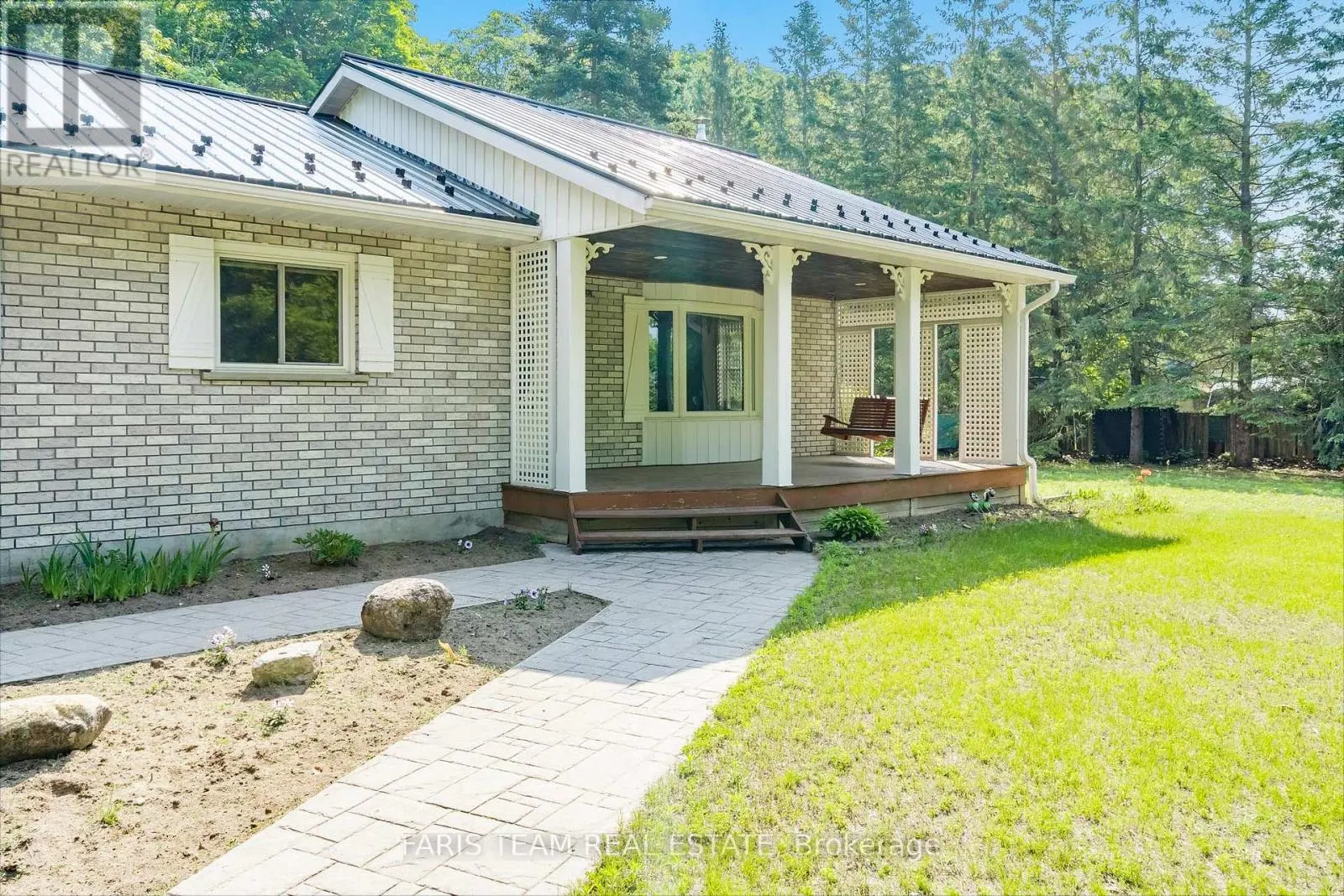 1941 VESPRA VALLEY ROAD