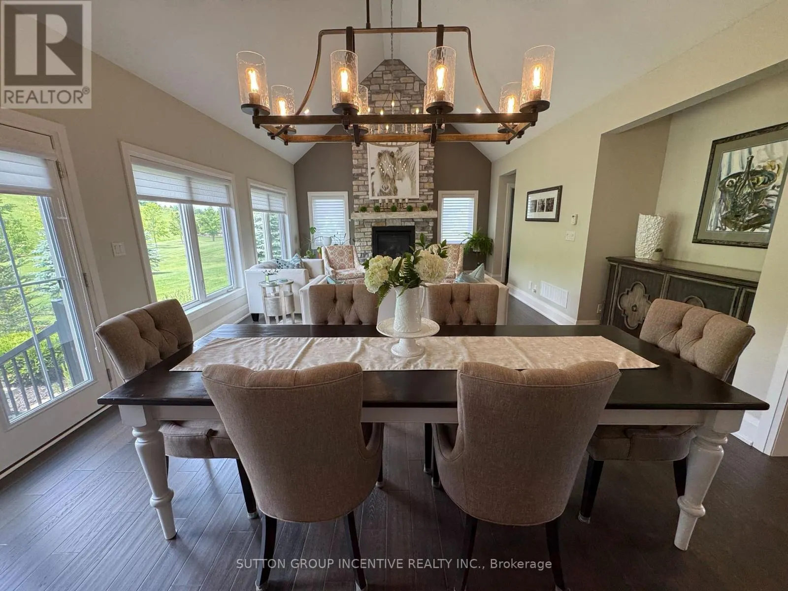 22 THOROUGHBRED DRIVE