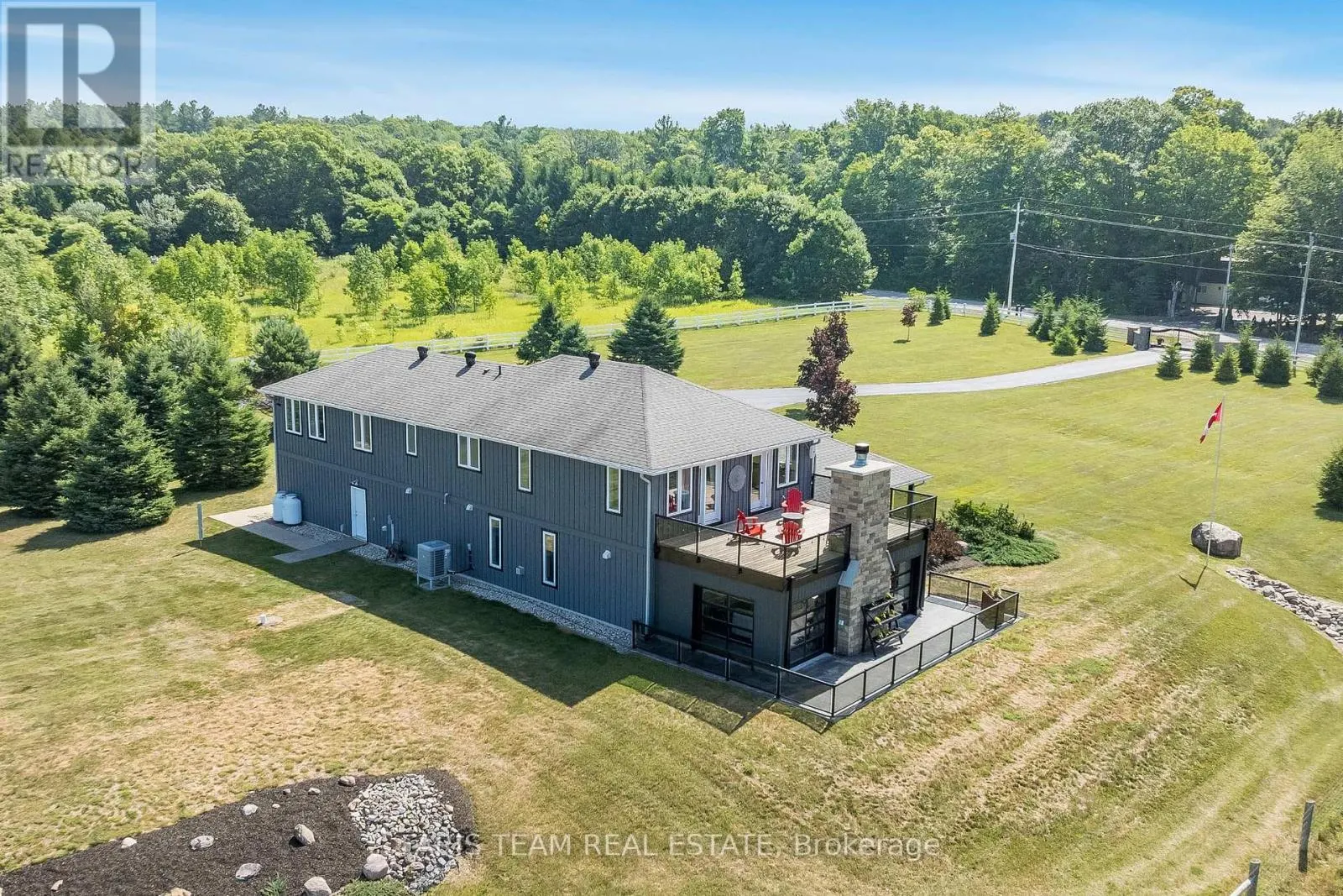 130 CONCESSION 15 W