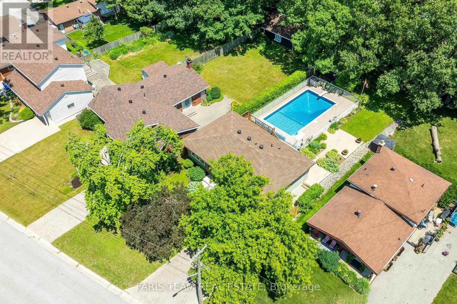 661 MANLY STREET