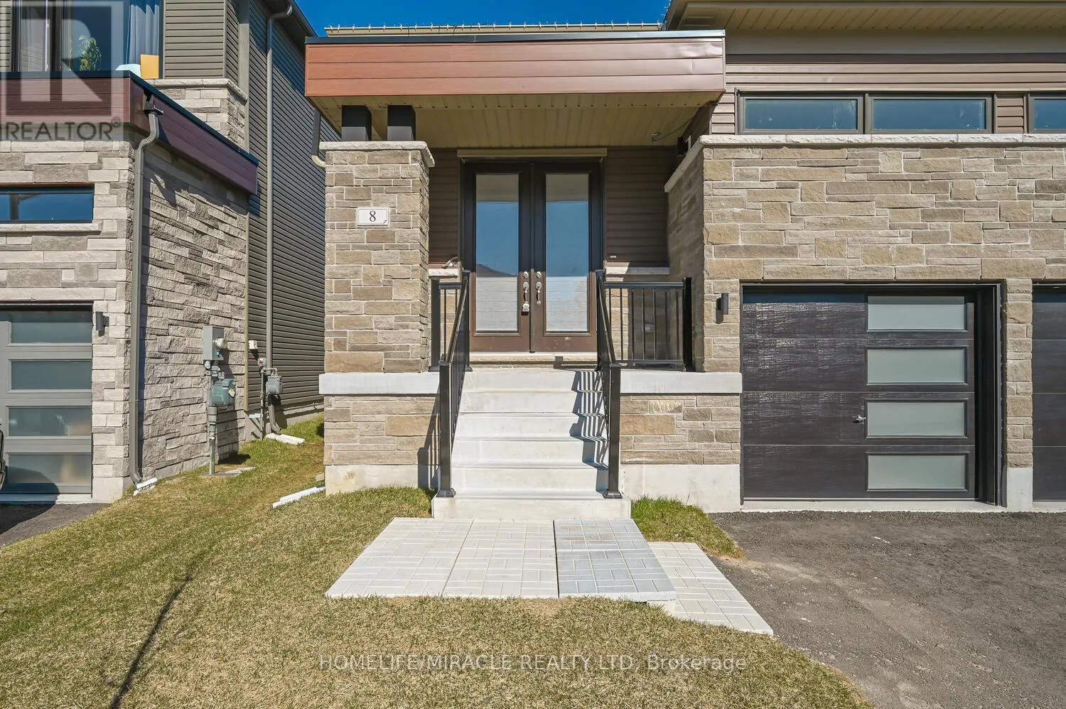 8 BEATRICE DRIVE