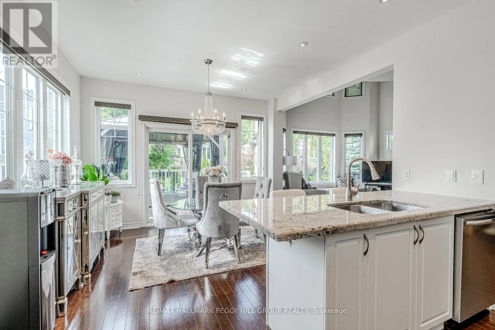 9 RIVERWALK PLACE