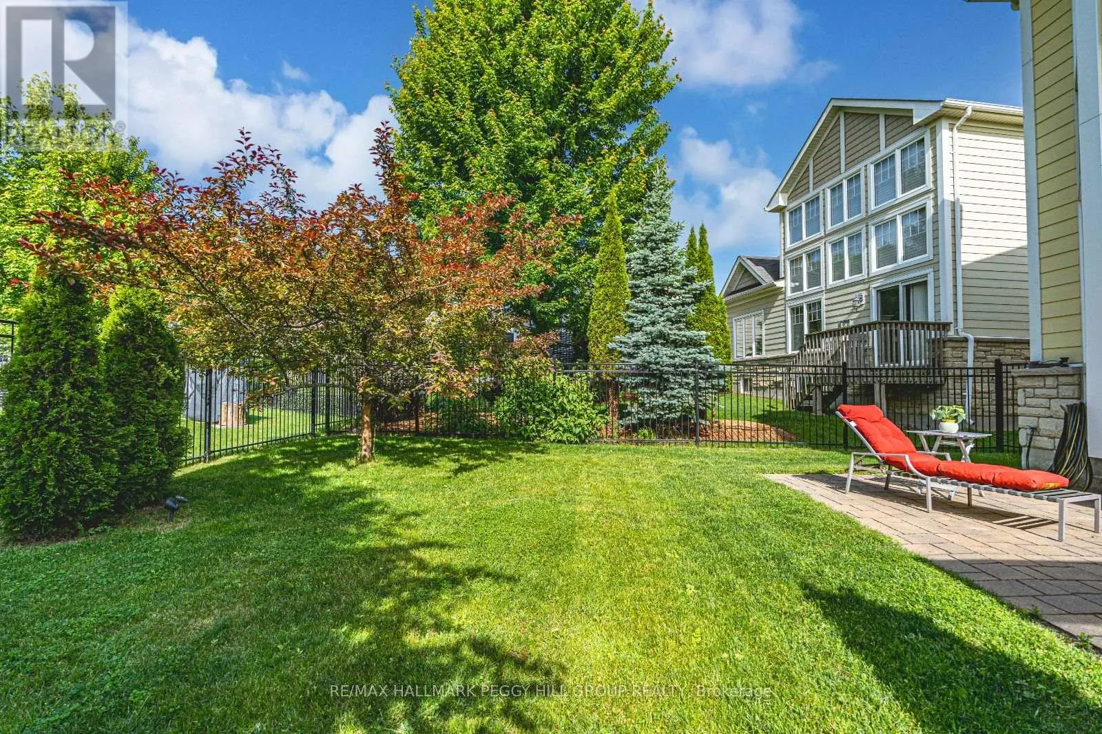9 RIVERWALK PLACE