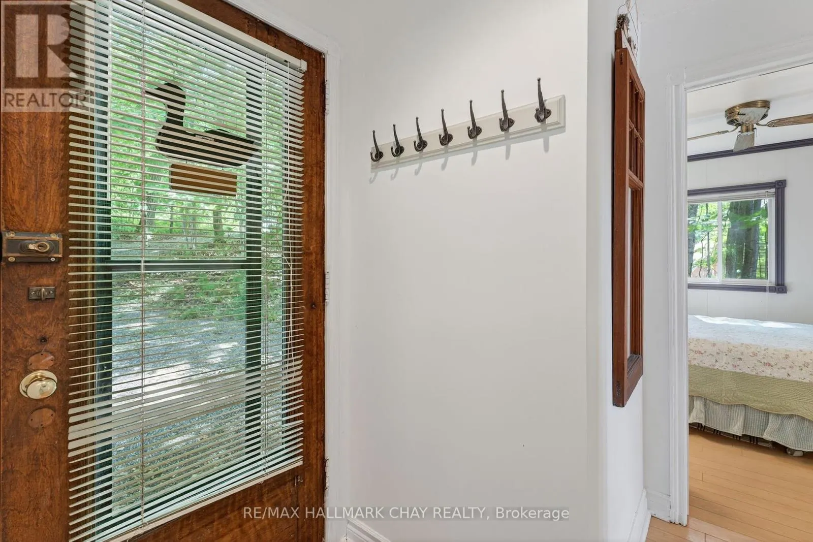 112 FARLAIN LAKE ROAD E