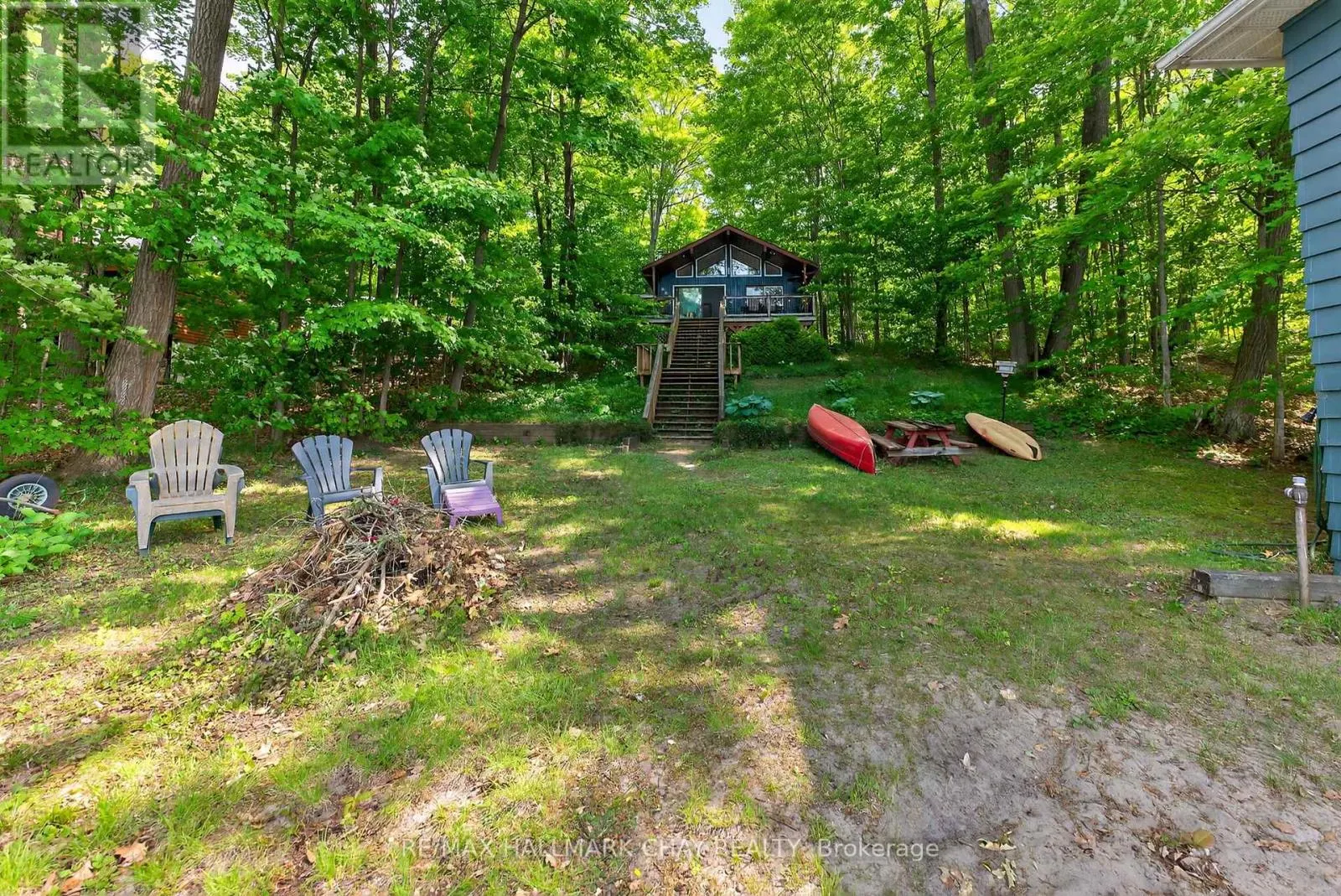 112 FARLAIN LAKE ROAD E