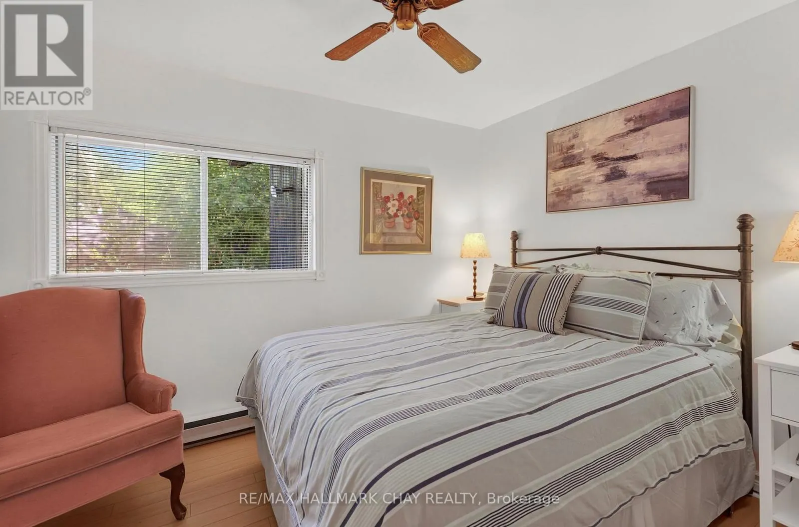 112 FARLAIN LAKE ROAD E