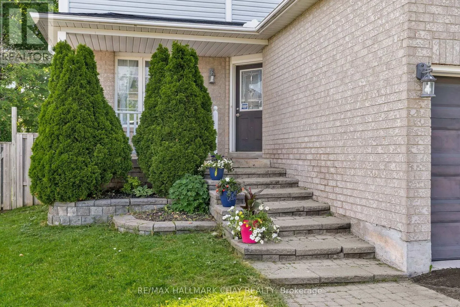 28 DRAPER CRESCENT