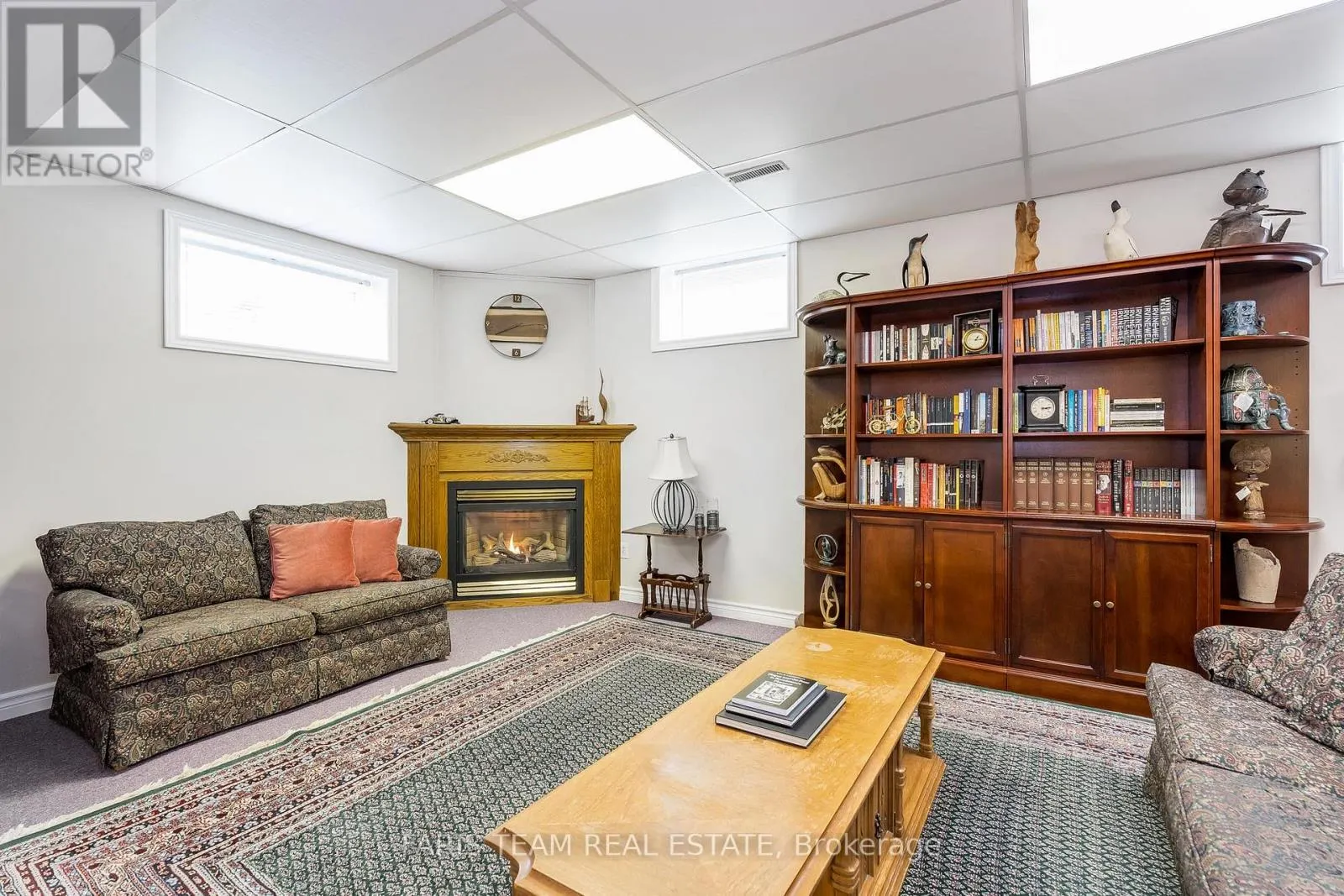 11 COPELAND STREET