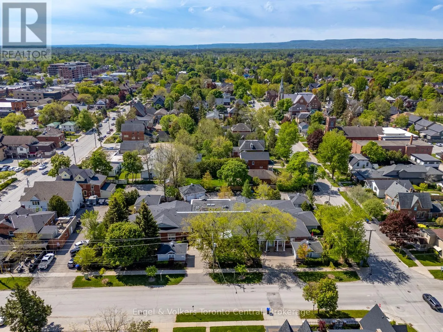 5 - 100 SECOND STREET, #5