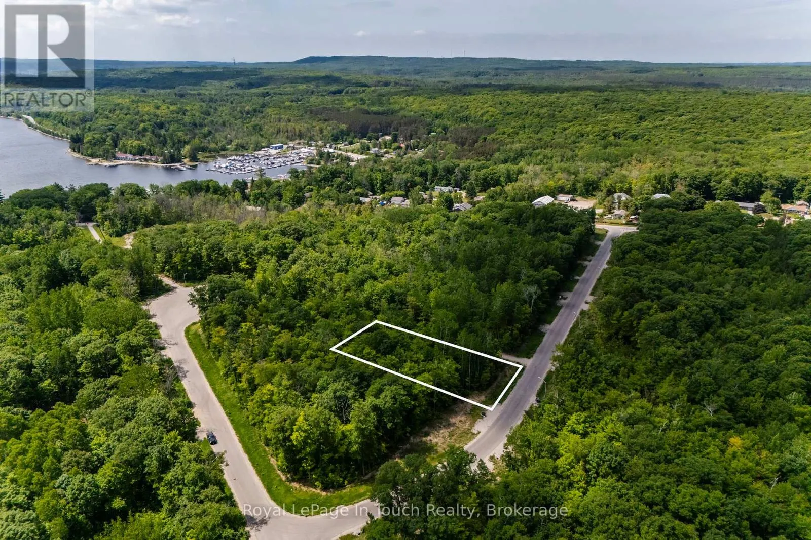 LOT 41 EXPLORERS LANDING