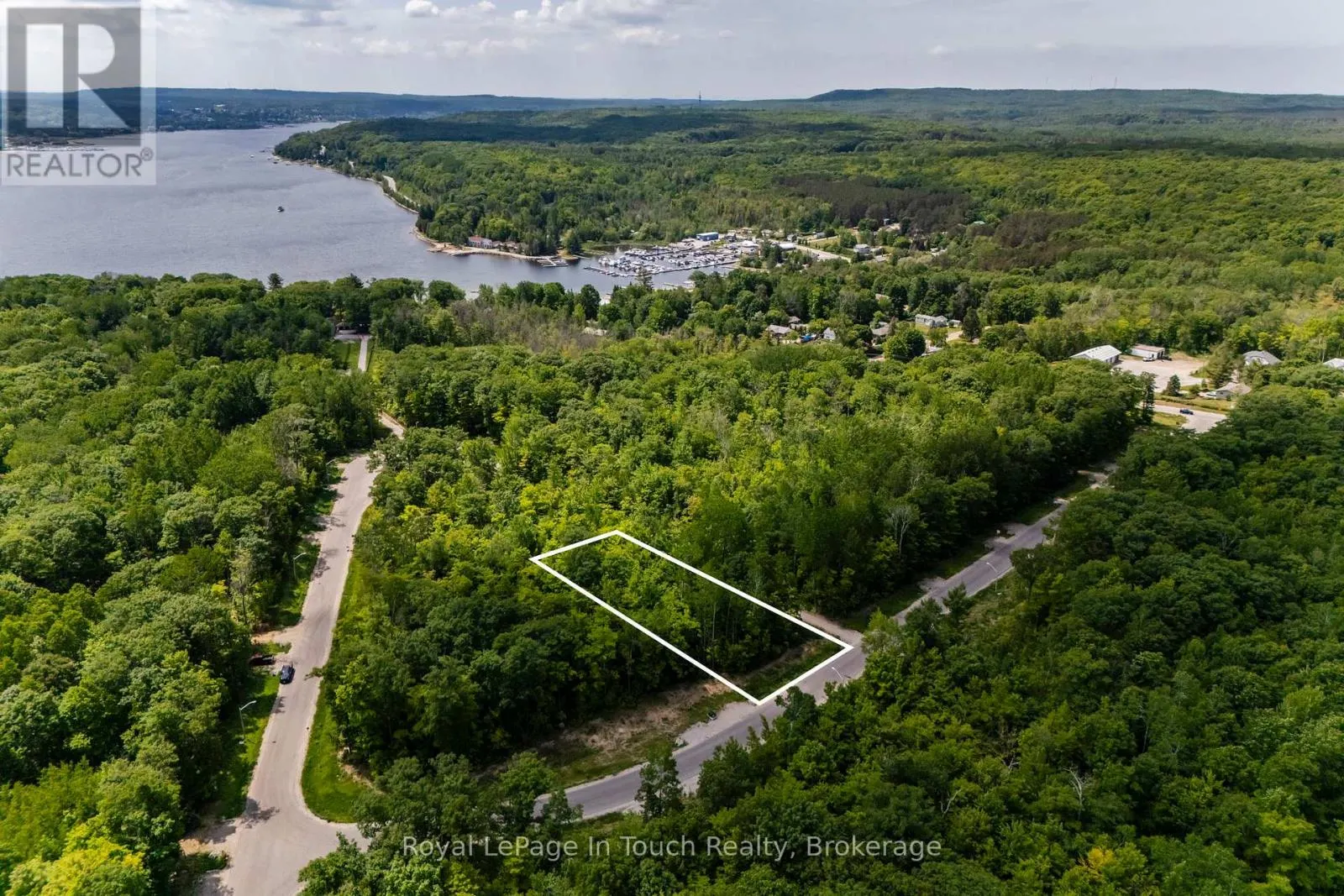 LOT 41 EXPLORERS LANDING