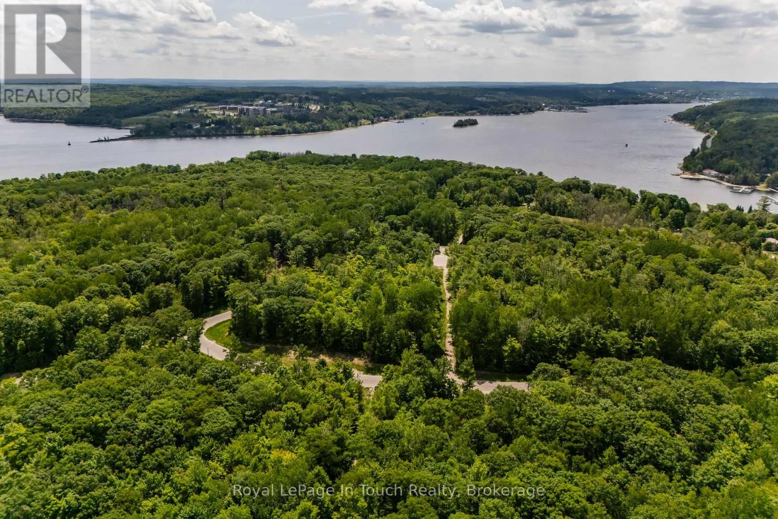 LOT 41 EXPLORERS LANDING