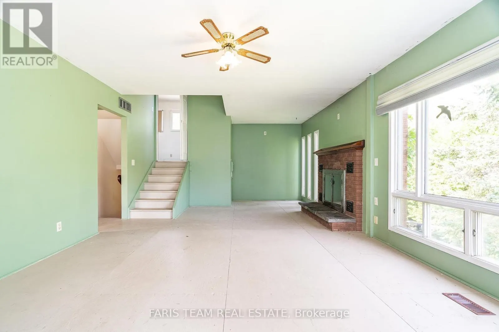 54 HEARTHSTONE DRIVE