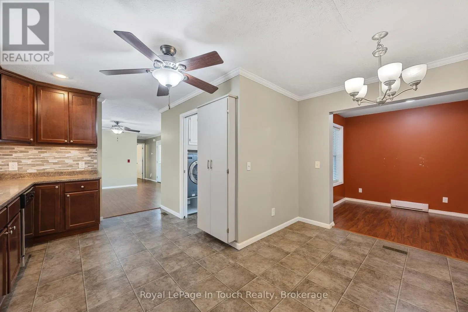 6 MAPLE LANE