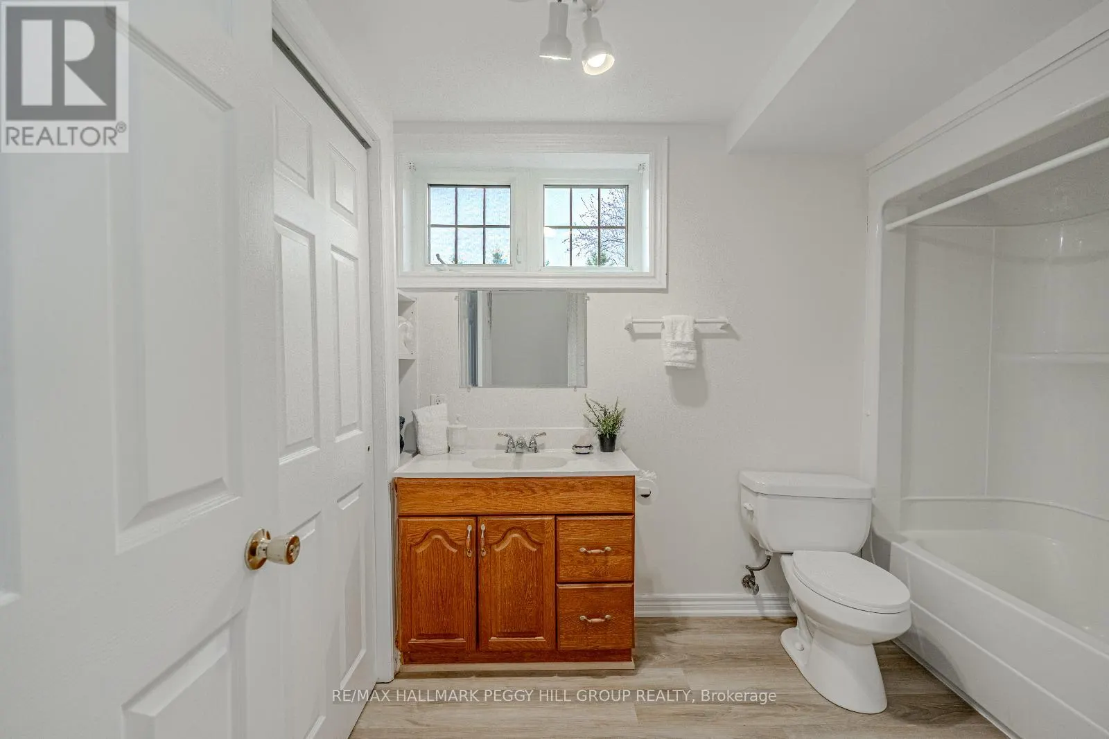 1331 FLOS ROAD 3 E