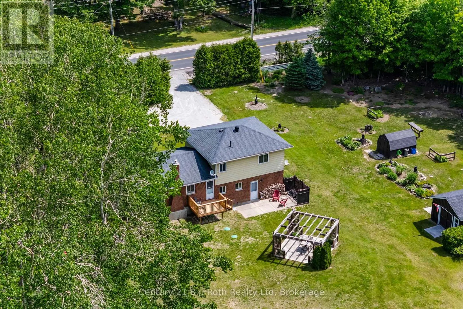 573 LAFONTAINE ROAD E