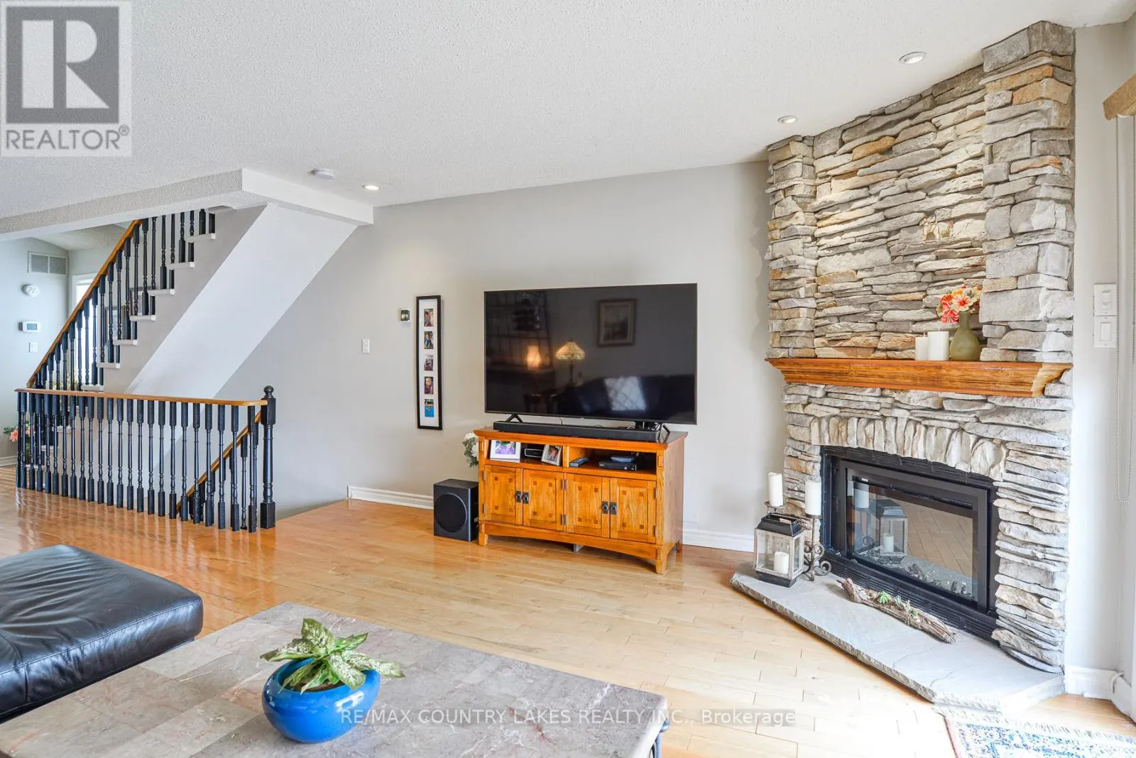 15 - 24 LAGUNA PARKWAY