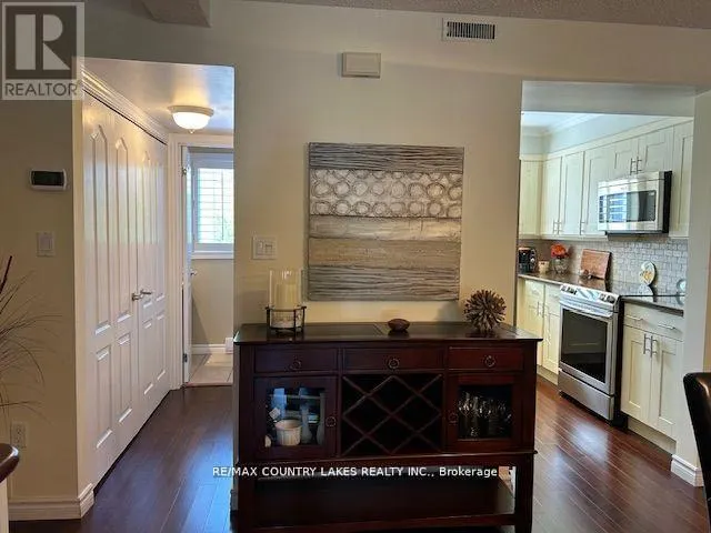 6 - 30 LAGUNA PARKWAY