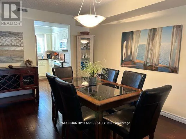 6 - 30 LAGUNA PARKWAY