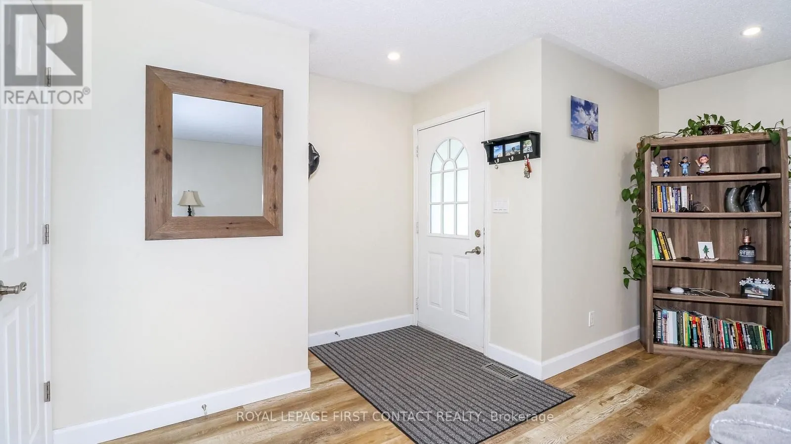1 MARIPOSA DRIVE