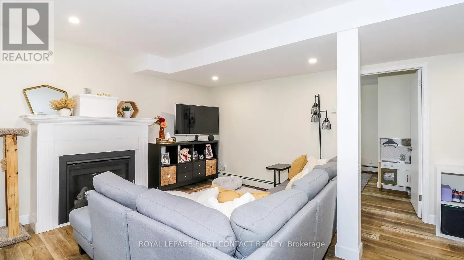 1 MARIPOSA DRIVE