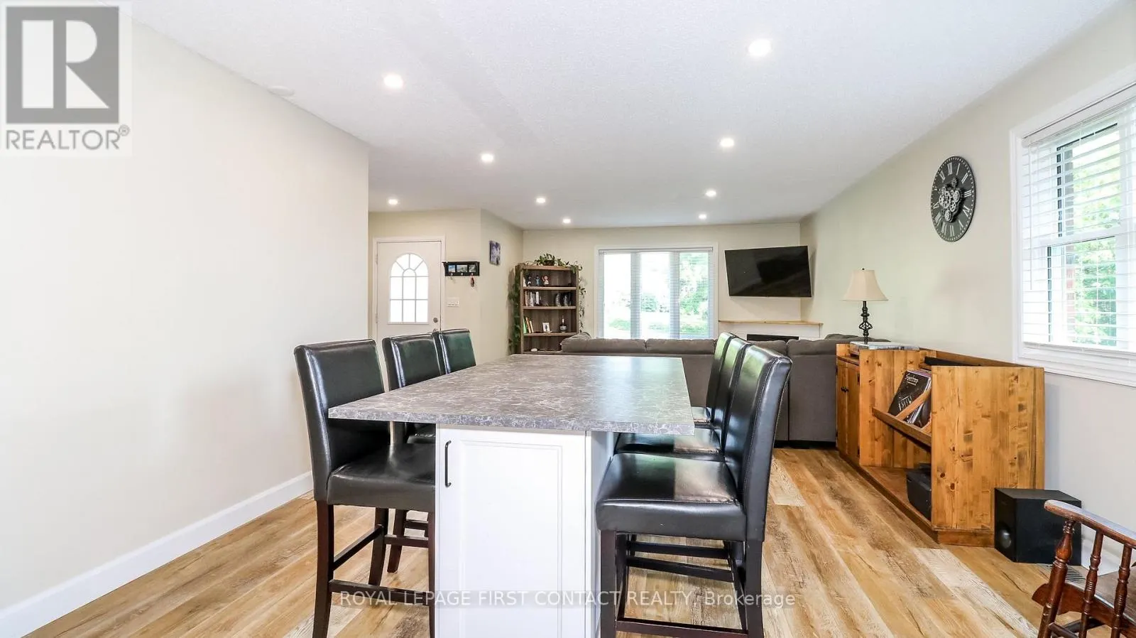 1 MARIPOSA DRIVE