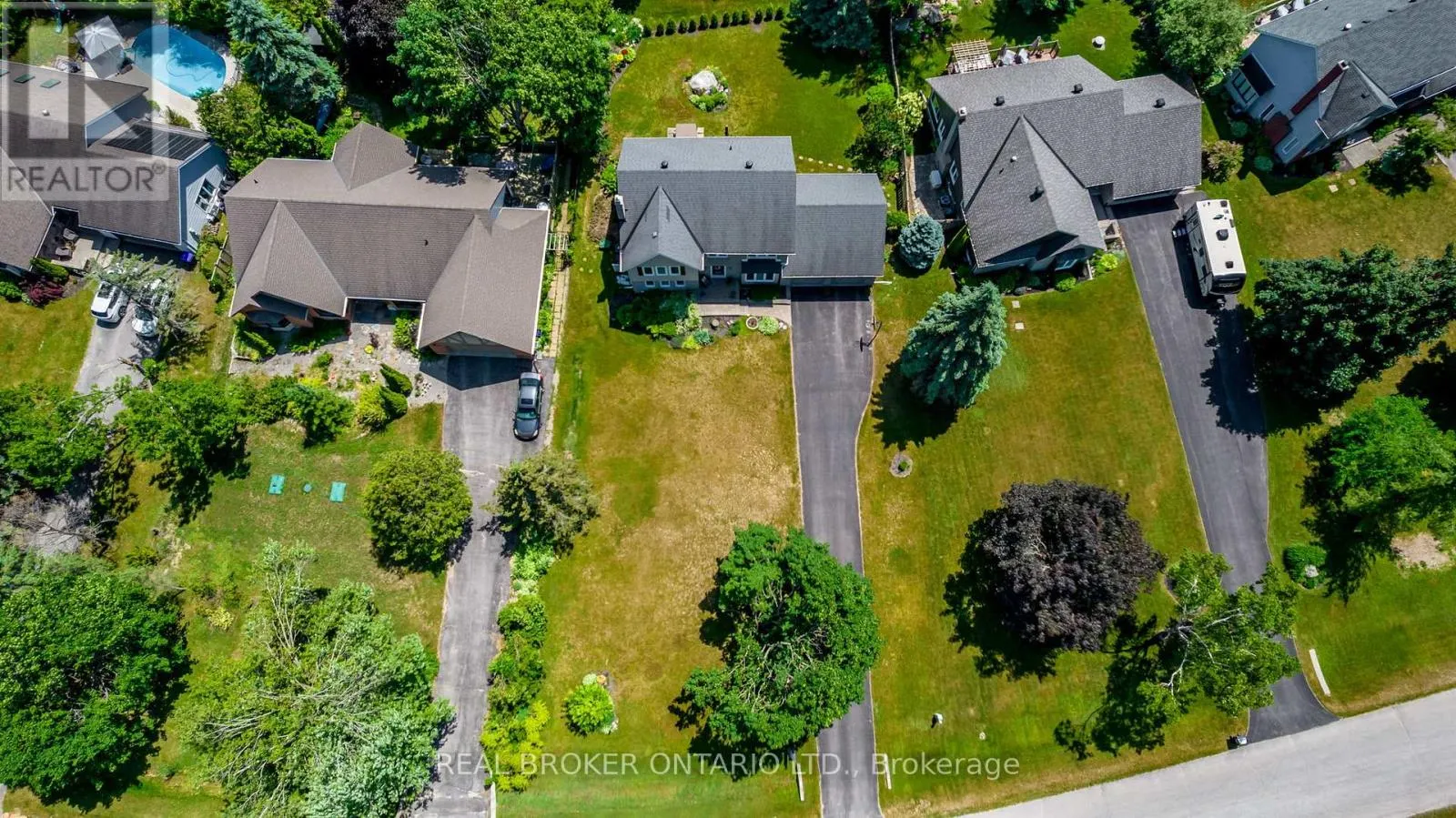 35 HOWARD DRIVE