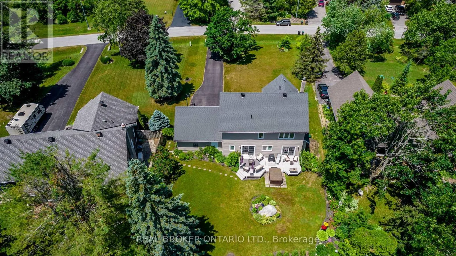 35 HOWARD DRIVE