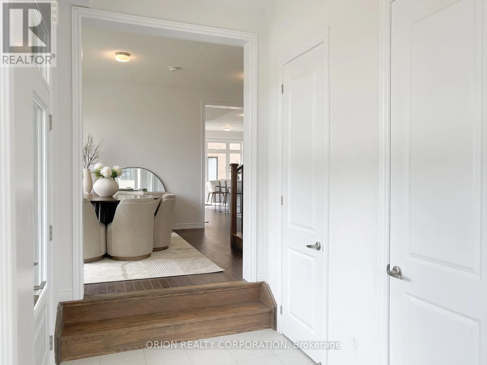 147 FENCHURCH MANOR