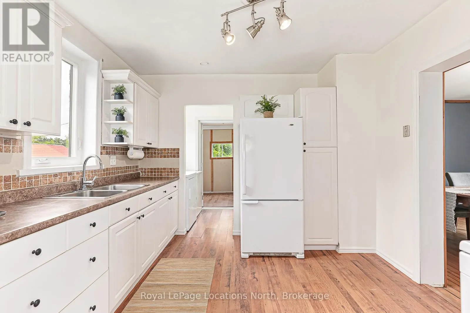 5576 CONCESSION RD 6 SUNNIDALE