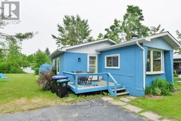 17 MONTGREENAN DRIVE