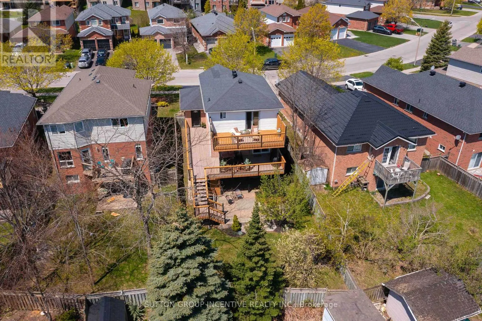 55 VANESSA DRIVE
