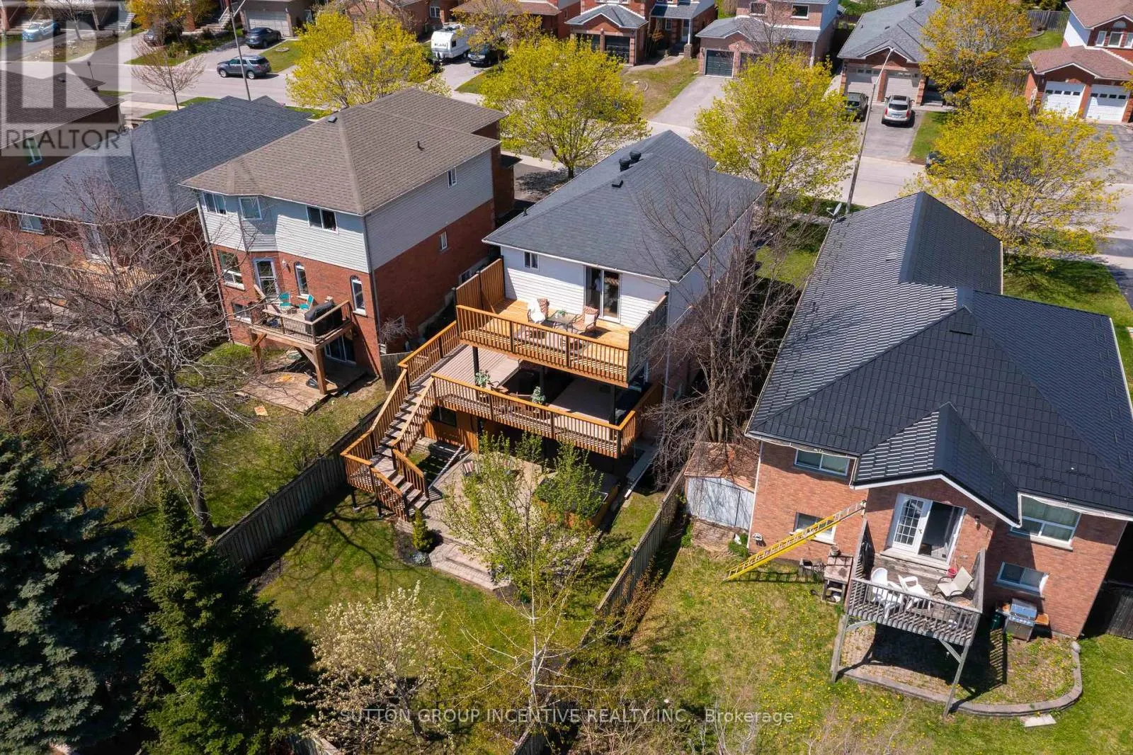 55 VANESSA DRIVE