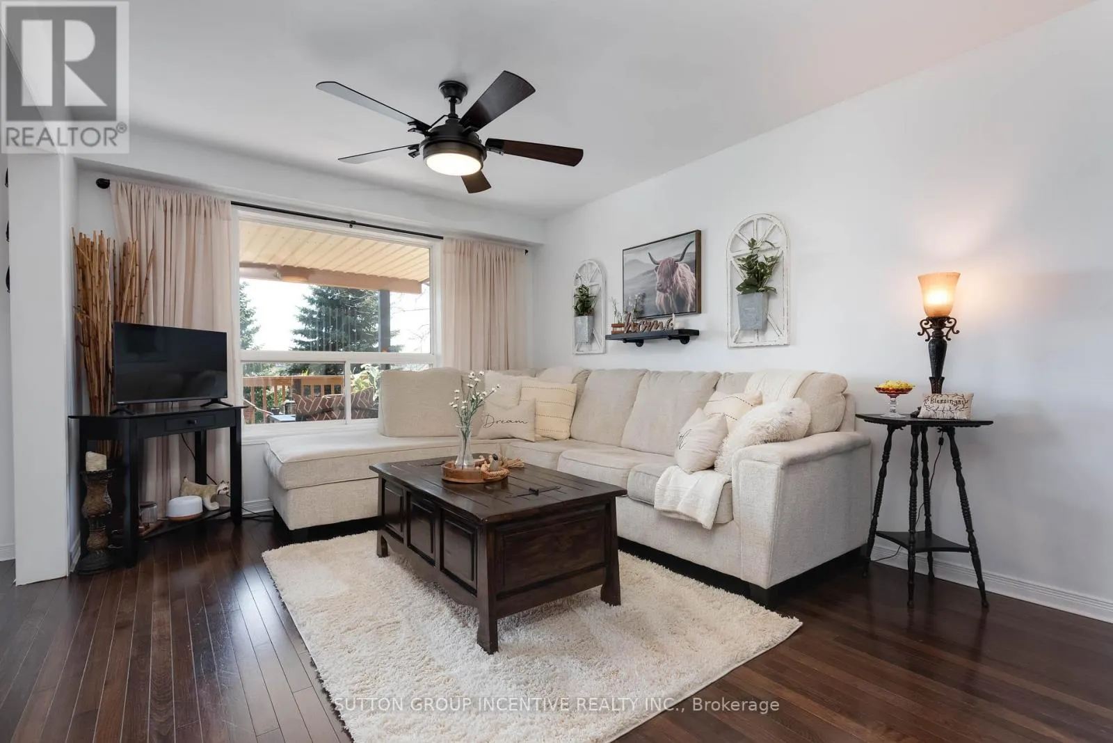 55 VANESSA DRIVE