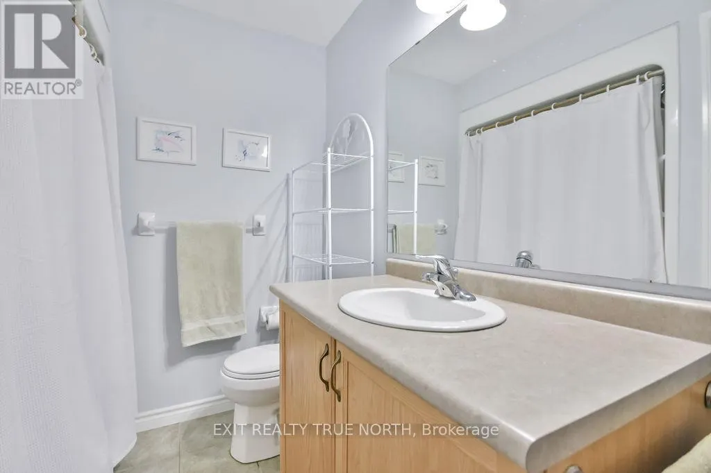 107 - 19B YONGE STREET N