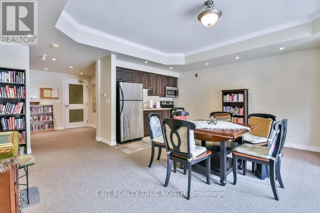 107 - 19B YONGE STREET N