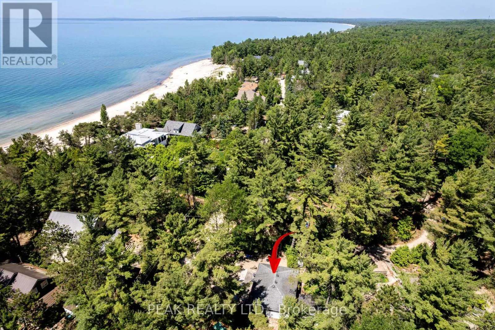 35 LAKESIDE DRIVE