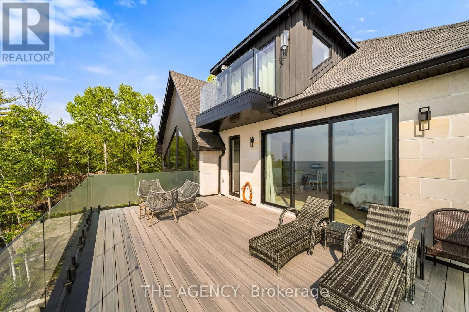 462 SILVER BIRCH DRIVE