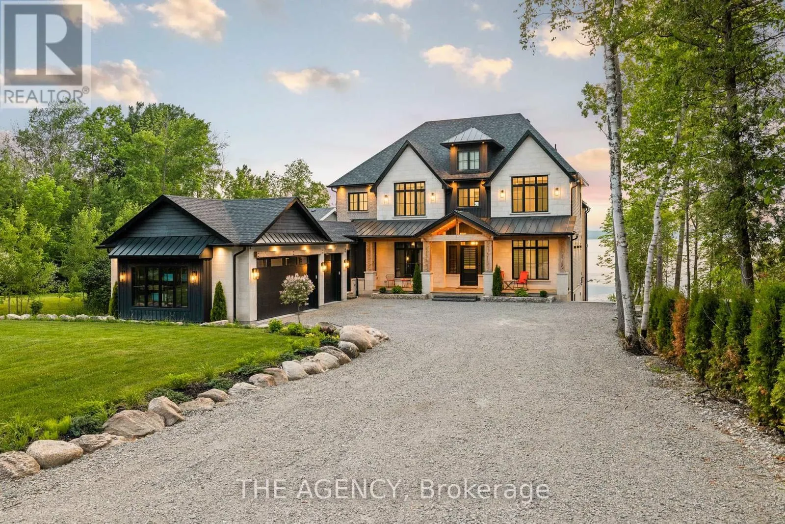 462 SILVER BIRCH DRIVE