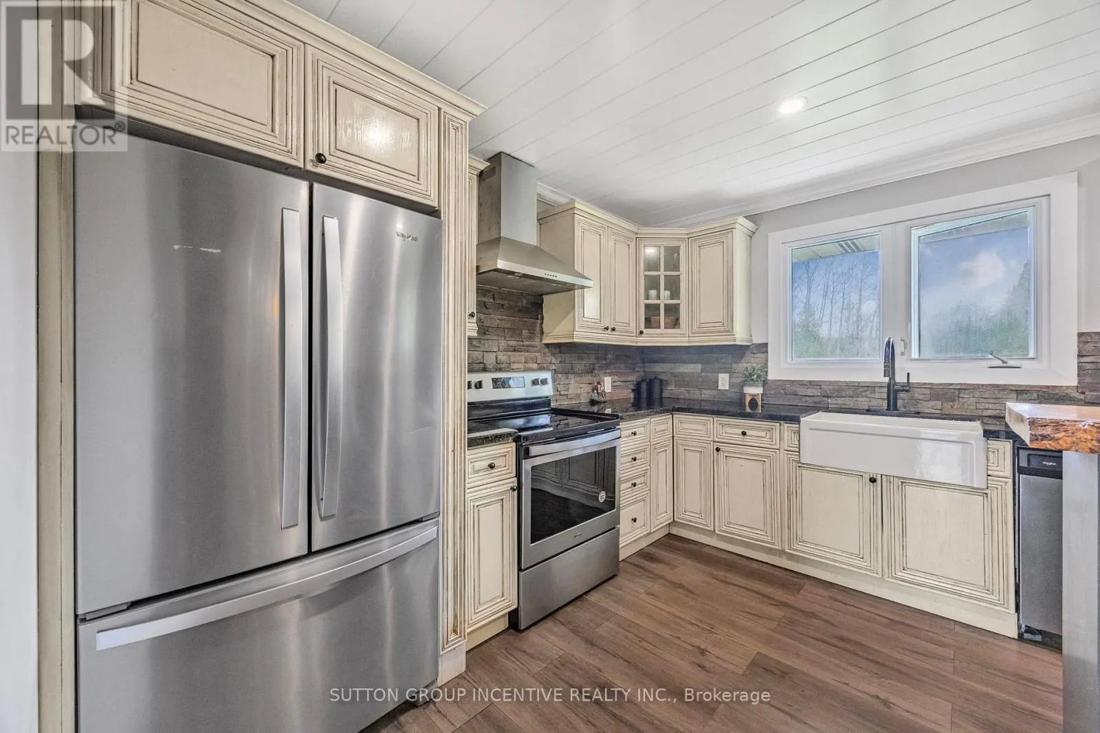 2266 FOXMEAD ROAD