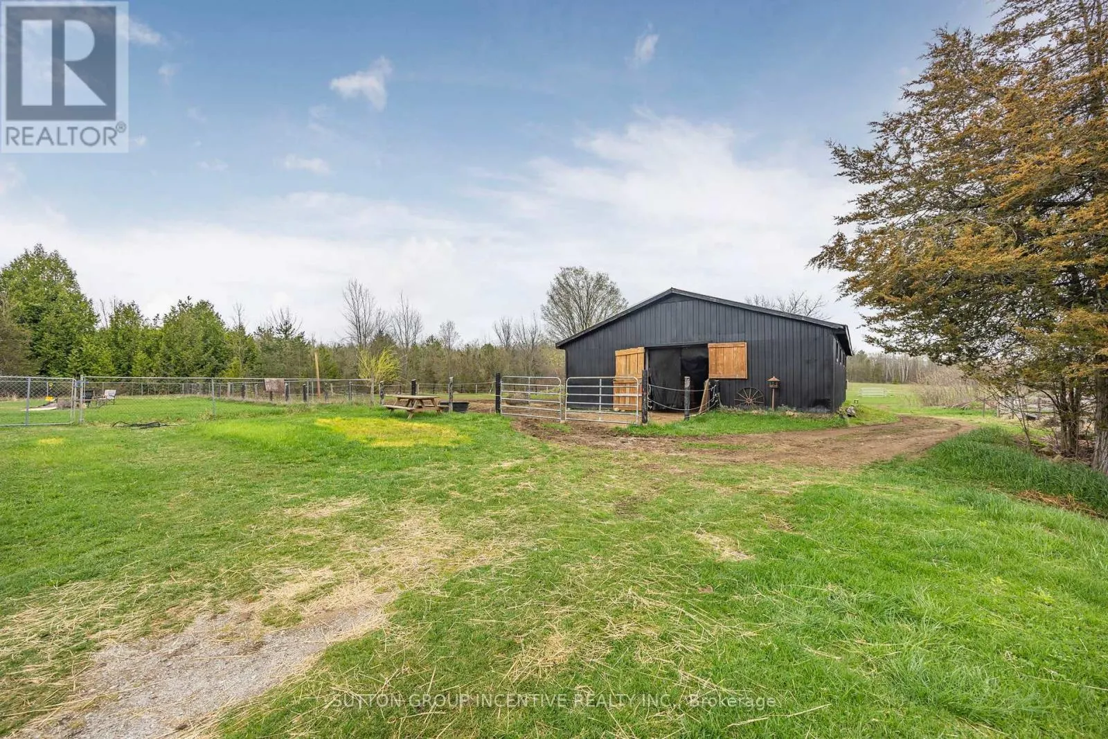 2266 FOXMEAD ROAD